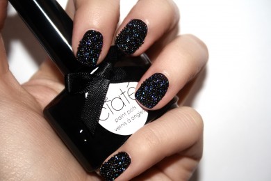 Ciate_Caviar_Manicure_Black_Pearls_hand